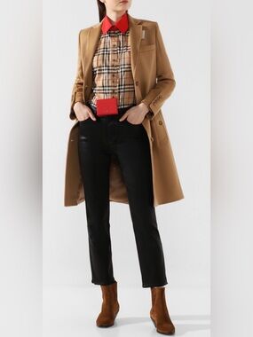 Burberry Carlota Archive Beige Check Shirt with Bright Red Collar, size 8